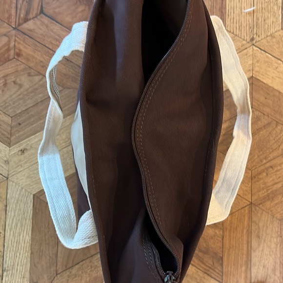 Lands’ End Medium, Zip-Top, Multi-Brown, Canvas Tote Bag - Picture 4 of 6